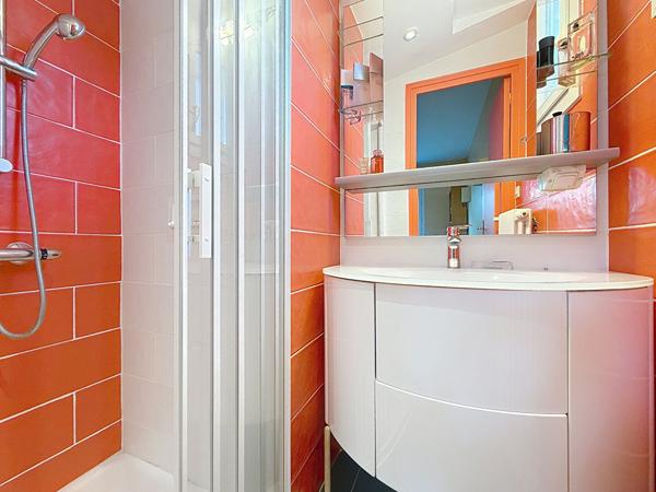 FONTLOZIER Maison atypique et charmante de 273 m² dont espace pro ou appartement indépendant