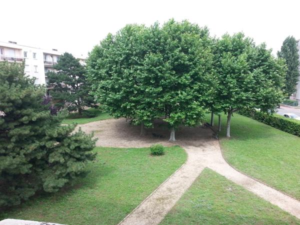 Appartement à vendre 4 pièces VENISSIEUX (69)