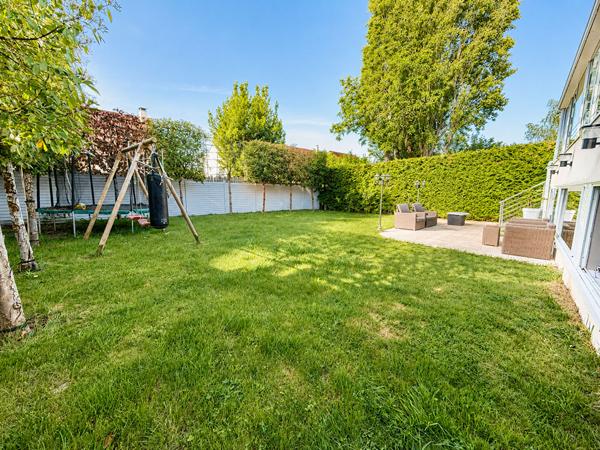 Maison familiale rénovée de 225 m2 - proche gare