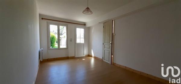 Maison de village 4 pièces de 59 m² à Saint-Pierre-en-Auge (14170)