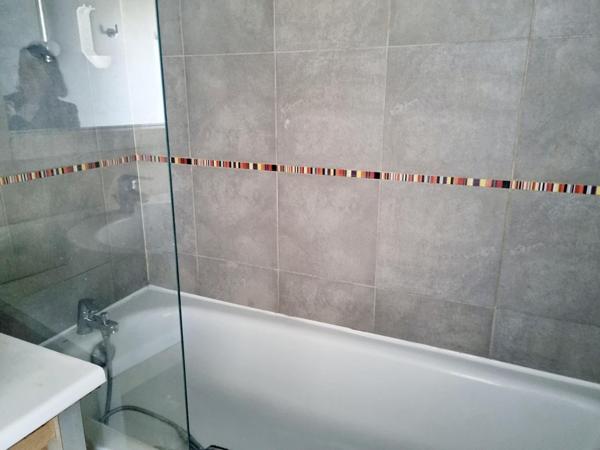 STUDIO MEUBLE INVESTISSEMENT LOCATIF METRO L11 à Rosny sous Bois Perrier