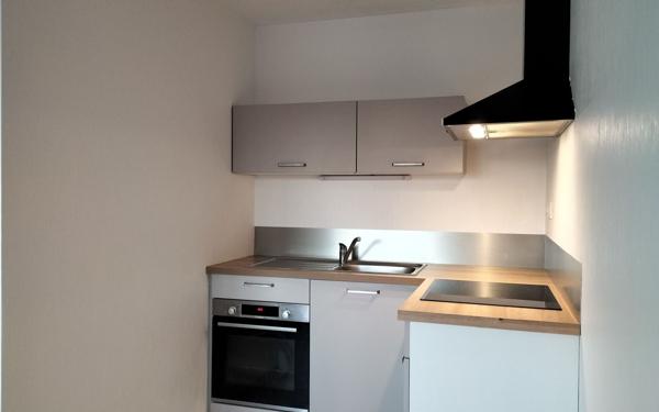 Appartement à louer    2 pièces •  Theix