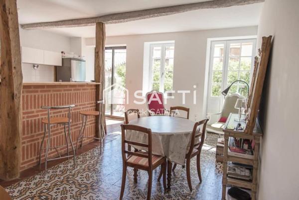 Spacieux T5 duplex avec extérieur centre ville