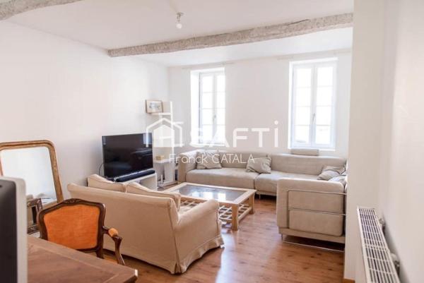 Spacieux T5 duplex avec extérieur centre ville