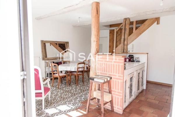 Spacieux T5 duplex avec extérieur centre ville