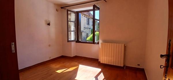Maison à louer à Fons (46100)