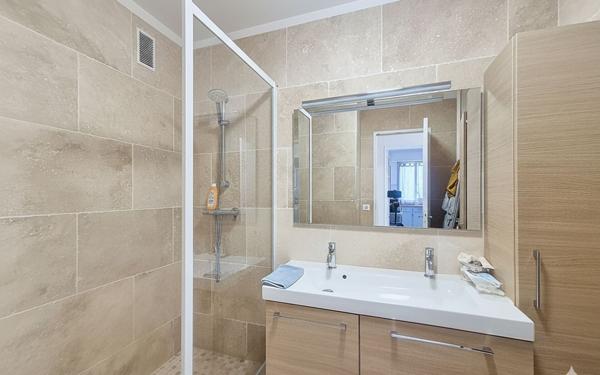 Appartement à vendre    4 pièces • 76,08 m2 Le Cannet