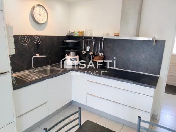 Maison familiale 4 chambres avec piscine – Cestas Bourg