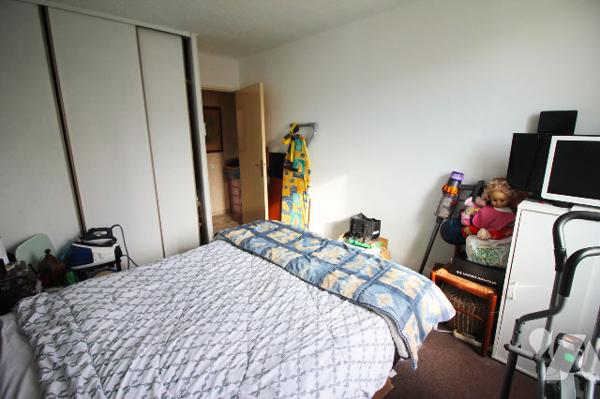 Appartement T3 agréable de 69m2 (Carrez) avec sa belle terrasse de 7m2, quartier Gèze (15e, Calade)