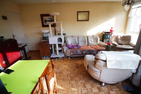 Appartement T3 agréable de 69m2 (Carrez) avec sa belle terrasse de 7m2, quartier Gèze (15e, Calade)