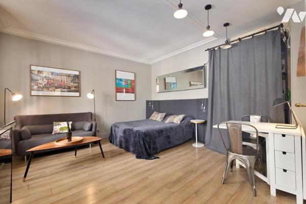 PARIS 8ᵉ – RUE ROYALE – STUDIO DE PRESTIGE AVEC CAVE – ADRESSE D’EXCEPTION