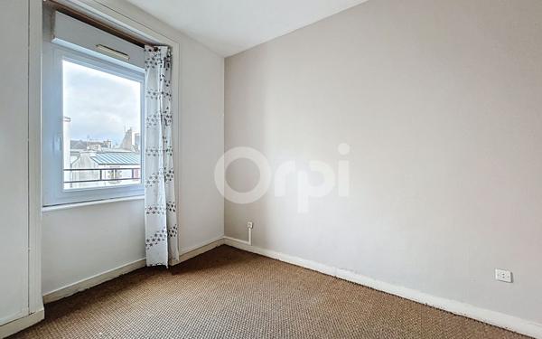Appartement à vendre    2 pièces •  Brest