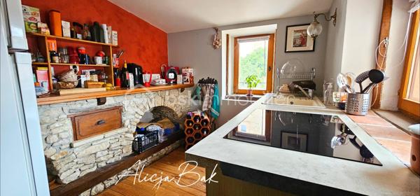 Maison ancienne de 255 m²