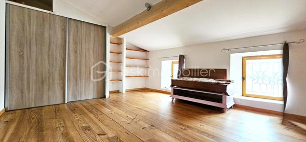 Maison ancienne de 255 m²