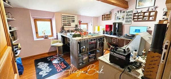 Maison ancienne de 255 m²