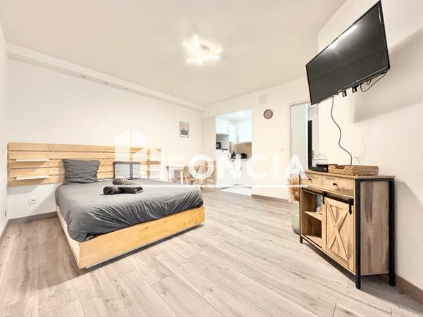Location Studio meublé 25.62 m² - 3 PLACE JEANNE D?ARC Metz 57000