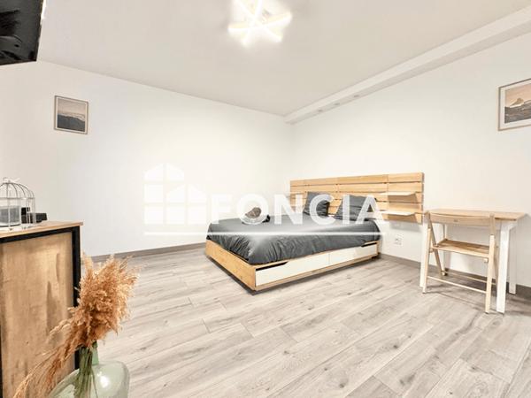 Location Studio meublé 25.62 m² - 3 PLACE JEANNE D?ARC Metz 57000
