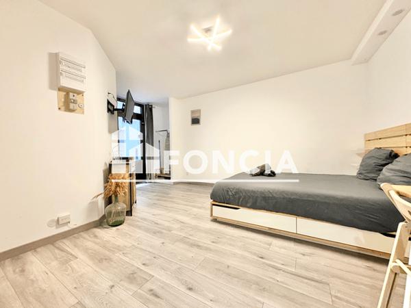 Location Studio meublé 25.62 m² - 3 PLACE JEANNE D?ARC Metz 57000