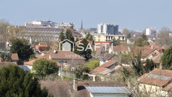 T4 lumineux avec vue dégagée à Saint-Julien-les-Villas