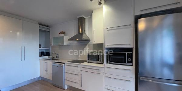 Appartement à vendre 2 pièces SAINT CYPRIEN PLAGE (66)avec grande terrasse vue mer et montagne /place de stationnement– Port / Plage à pied !