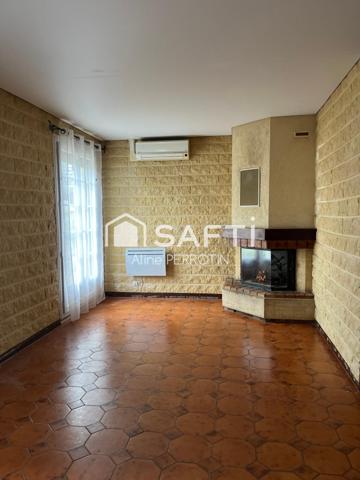 Maison familiale avec jardin et garage
