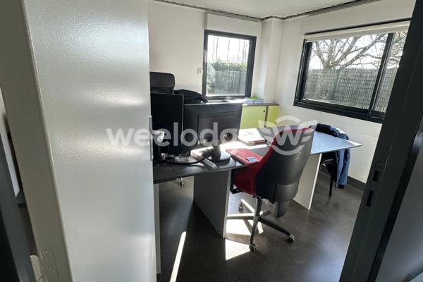 Local commercial à vendre de 297 m² à Bouguenais