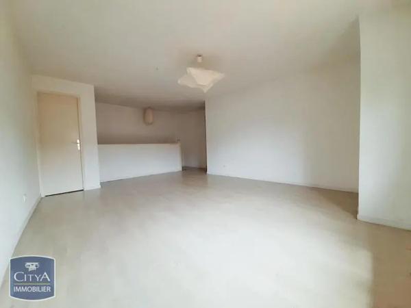 Appartement à louer 3 pièces 82.57m²