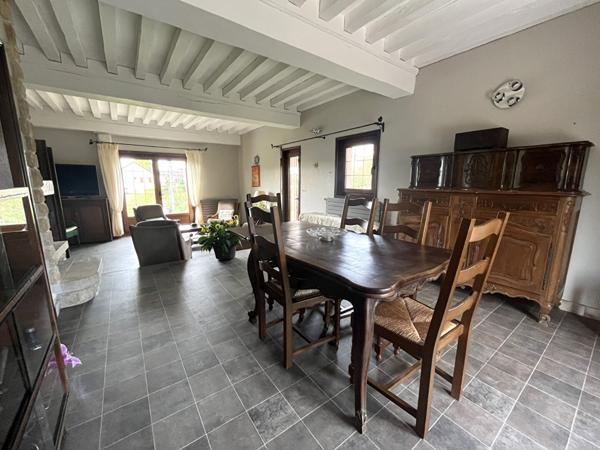 Maison spacieuse et modulable avec potentiel de deux logements - À découvrir sans attendre