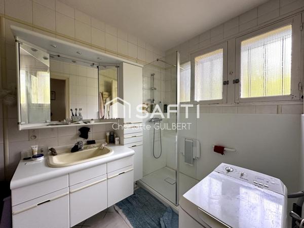 Maison 3 chambres avec garage et rendement locatif