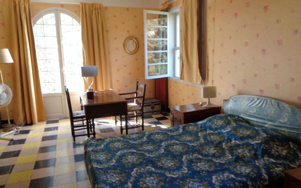 Maison à vendre    9 pièces •  Toulon