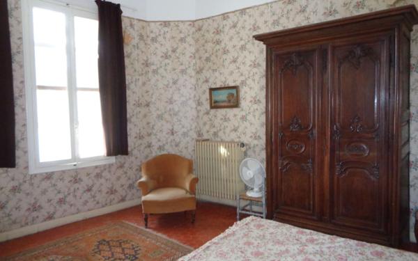 Maison à vendre    9 pièces •  Toulon