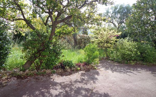 Maison à vendre    9 pièces •  Toulon