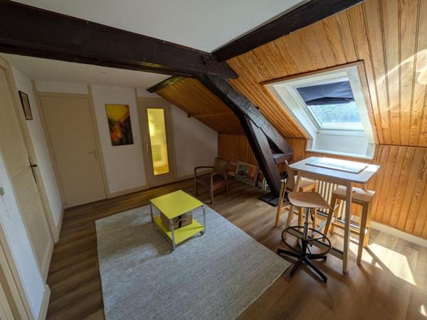 Maison Commelle Vernay 6 pièce(s) 150 m2