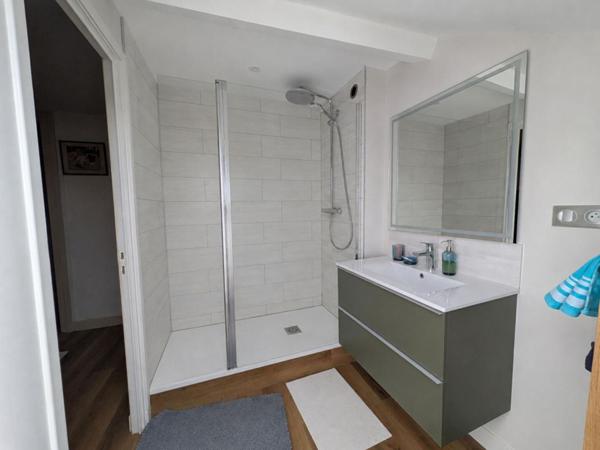 Maison Commelle Vernay 6 pièce(s) 150 m2
