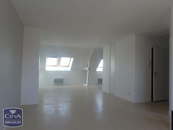 Appartement à vendre 2 pièces 52m² La Suze-sur-Sarthe (72210)