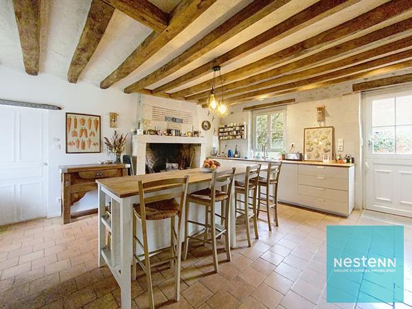 Propriété à vendre à Vallières les Grandes - 8 pièces, 5 chambres, 249.70 m²