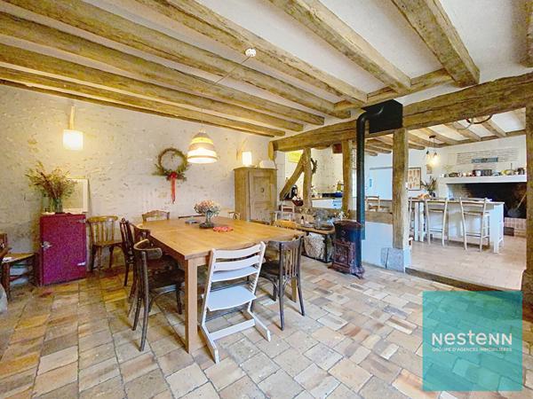 Propriété à vendre à Vallières les Grandes - 8 pièces, 5 chambres, 249.70 m²