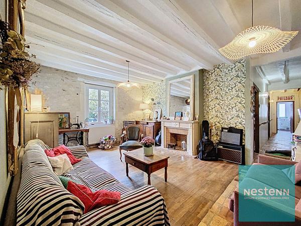 Propriété à vendre à Vallières les Grandes - 8 pièces, 5 chambres, 249.70 m²