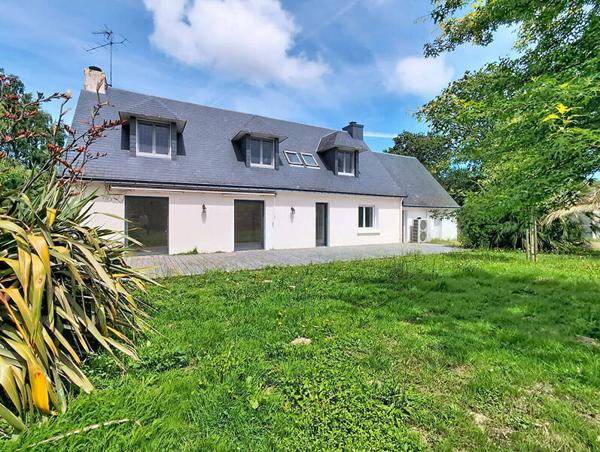 Maison 10 pièces - 44350 Saint-Molf
