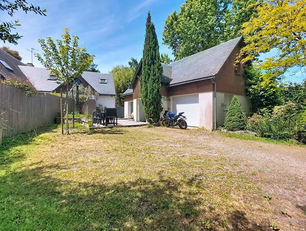 Maison 10 pièces - 44350 Saint-Molf