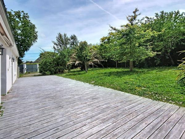 Maison 10 pièces - 44350 Saint-Molf