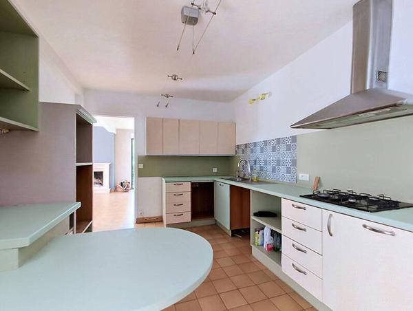 Maison 10 pièces - 44350 Saint-Molf