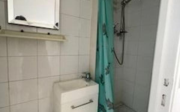 Appartement à vendre    1 pièce • 14 m2 Paris 11