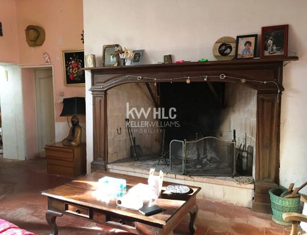 Maison de ville de 403 m² à vendre en plein coeur de Mirande
