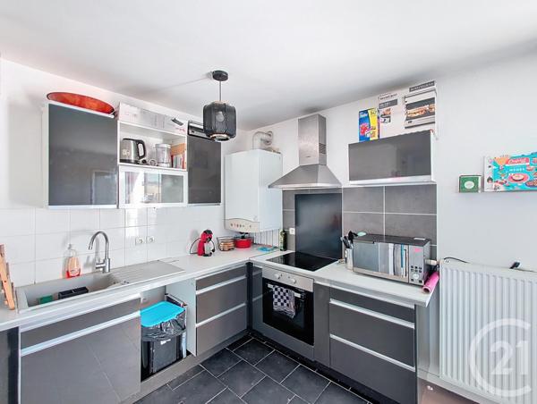 Appartement à vendre  4 pièces - 89,88 m2 DAMMARIE LES LYS - 77