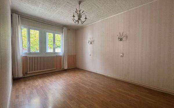 Maison à vendre    4 pièces • 74,66 m2 Noisy-le-Grand