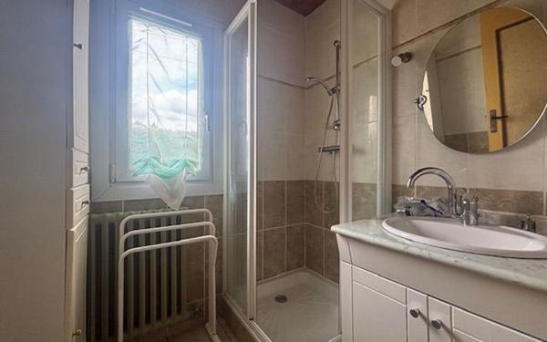 Maison à vendre    4 pièces • 74,66 m2 Noisy-le-Grand