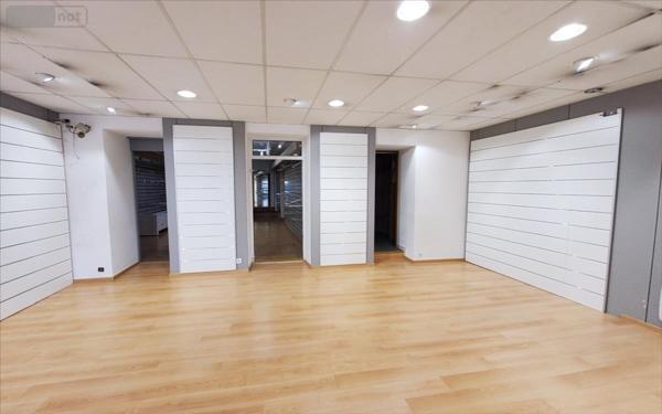 Local commercial à louer à Carhaix-Plouguer dans le Finistère (29270), ref : 29066-1061822