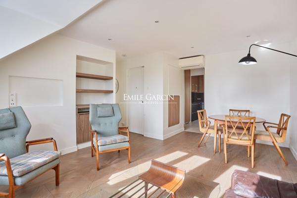 A vendre - Appartement 2 pièces au dernier étage - 39m²- Trocadéro-Passy