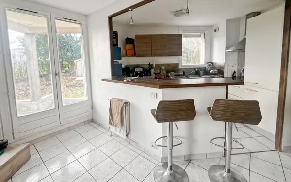 Appartement à vendre    2 pièces • 47 m2 Cergy